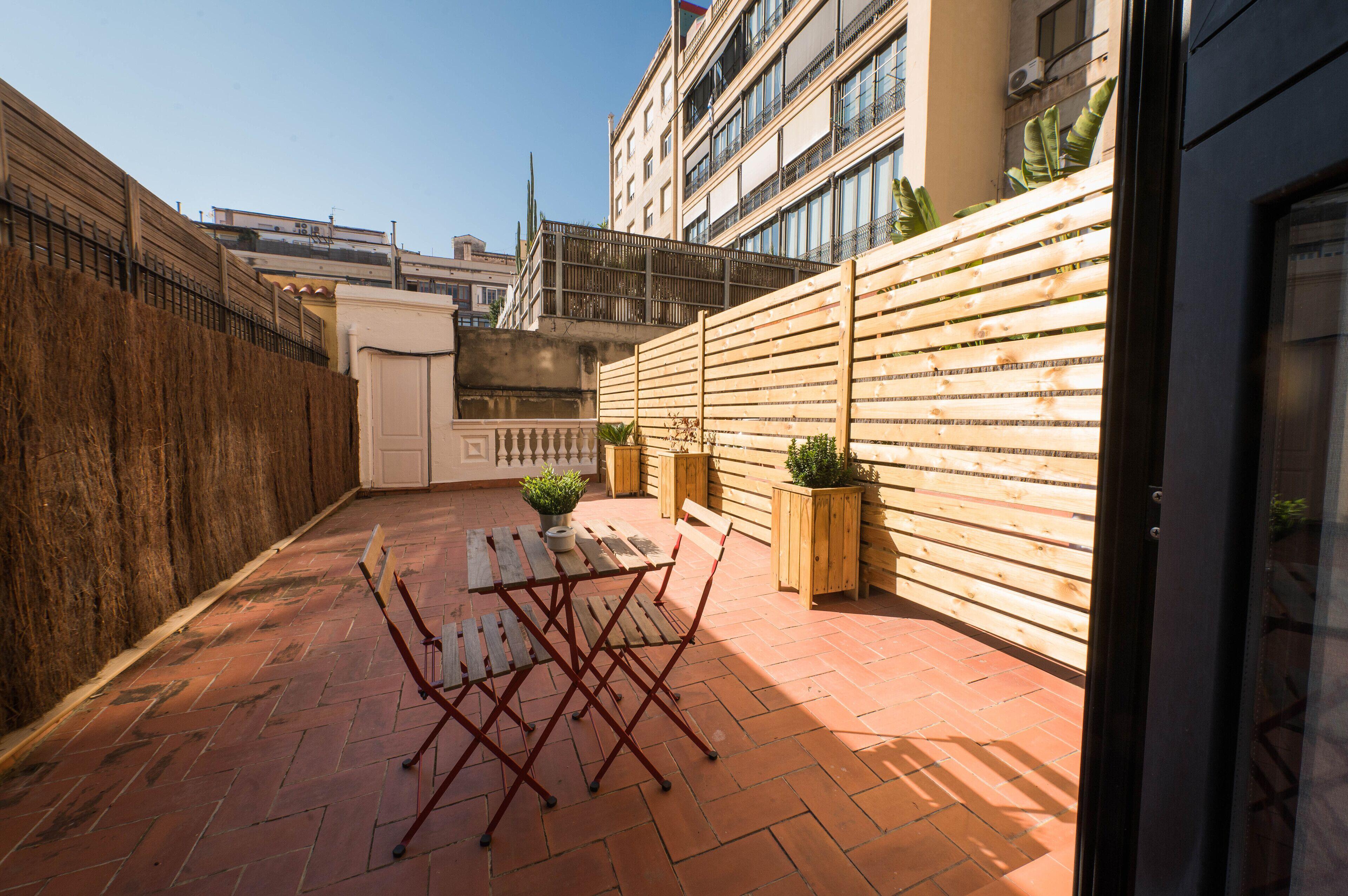 Hostal Live Natura Barcelona (Adults Only) — Photos 1